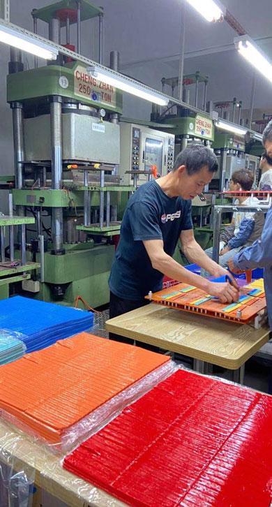 走進嫩草影院免费版